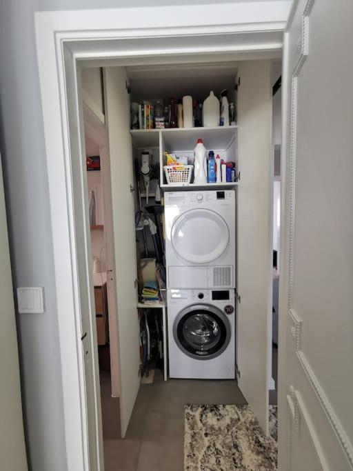 European Heart 2-Bedroom Flat. 布鲁塞尔 外观 照片