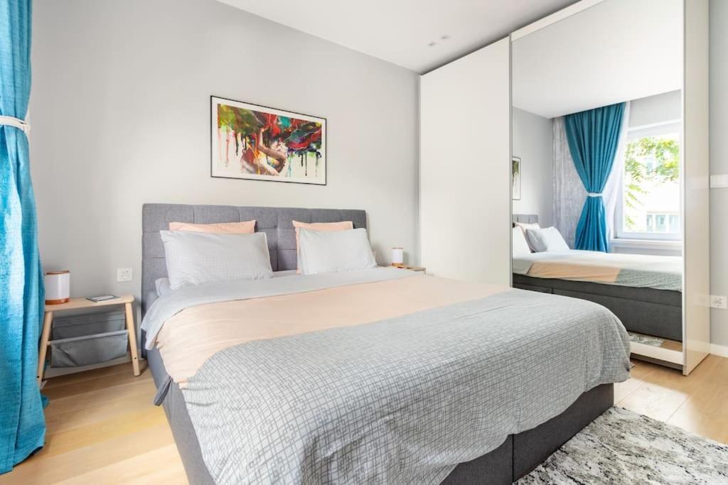 European Heart 2-Bedroom Flat. 布鲁塞尔 外观 照片