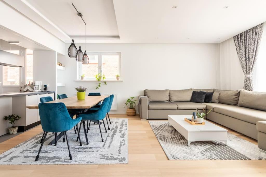 European Heart 2-Bedroom Flat. 布鲁塞尔 外观 照片